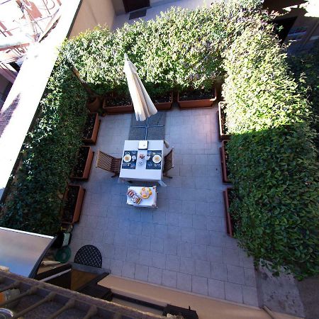 B&B Terrazza Baires - In The Heart Of Милан Экстерьер фото